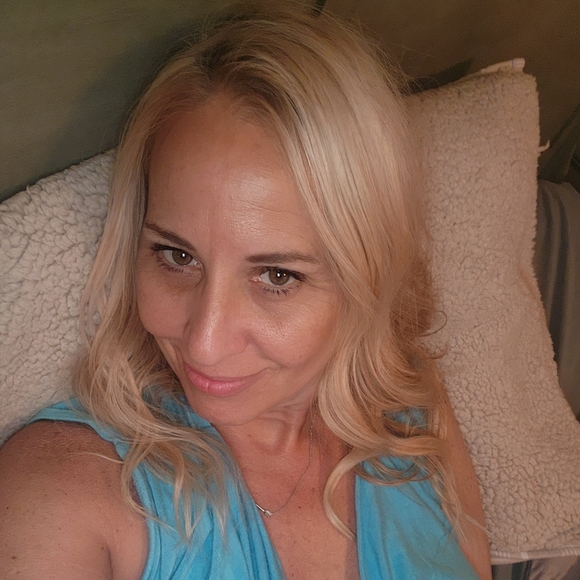 Meet your Posher, Ren - Picture 5 of 5